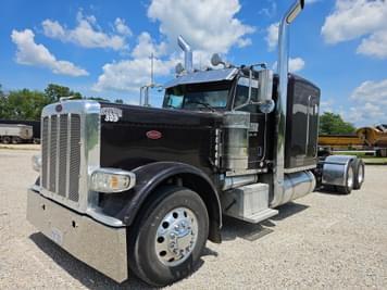 Main image Peterbilt 389